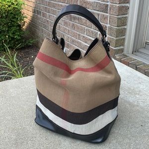 Burberry medium Ashby bucket bag